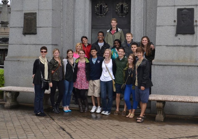 Students in front of La Recoleta, a cemetery in Buenos Aires