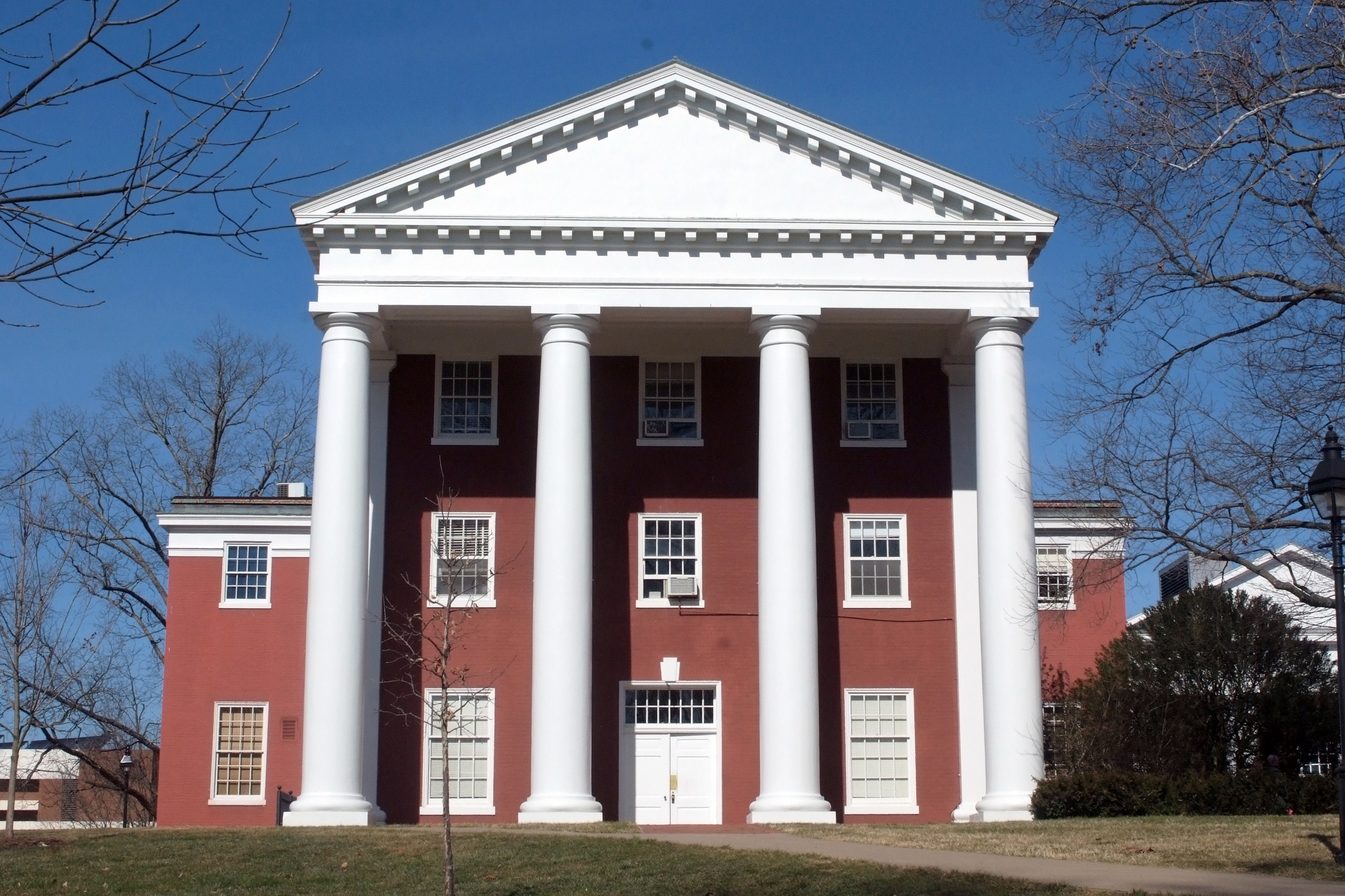 Tucker Hall : Washington and Lee University